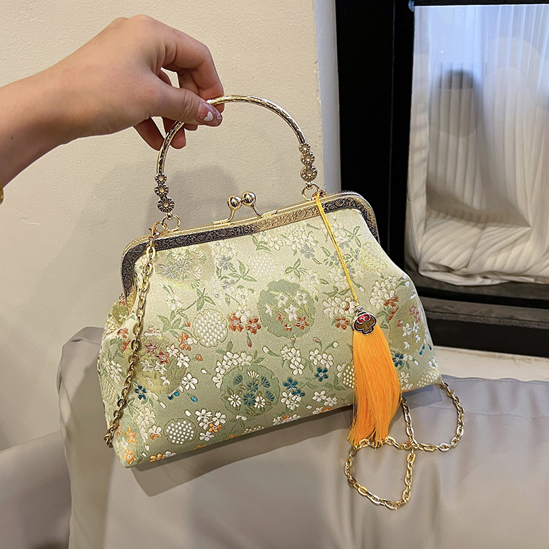 Embroidery Wallet - Elegant Embroidered Handbags for Women Fashion