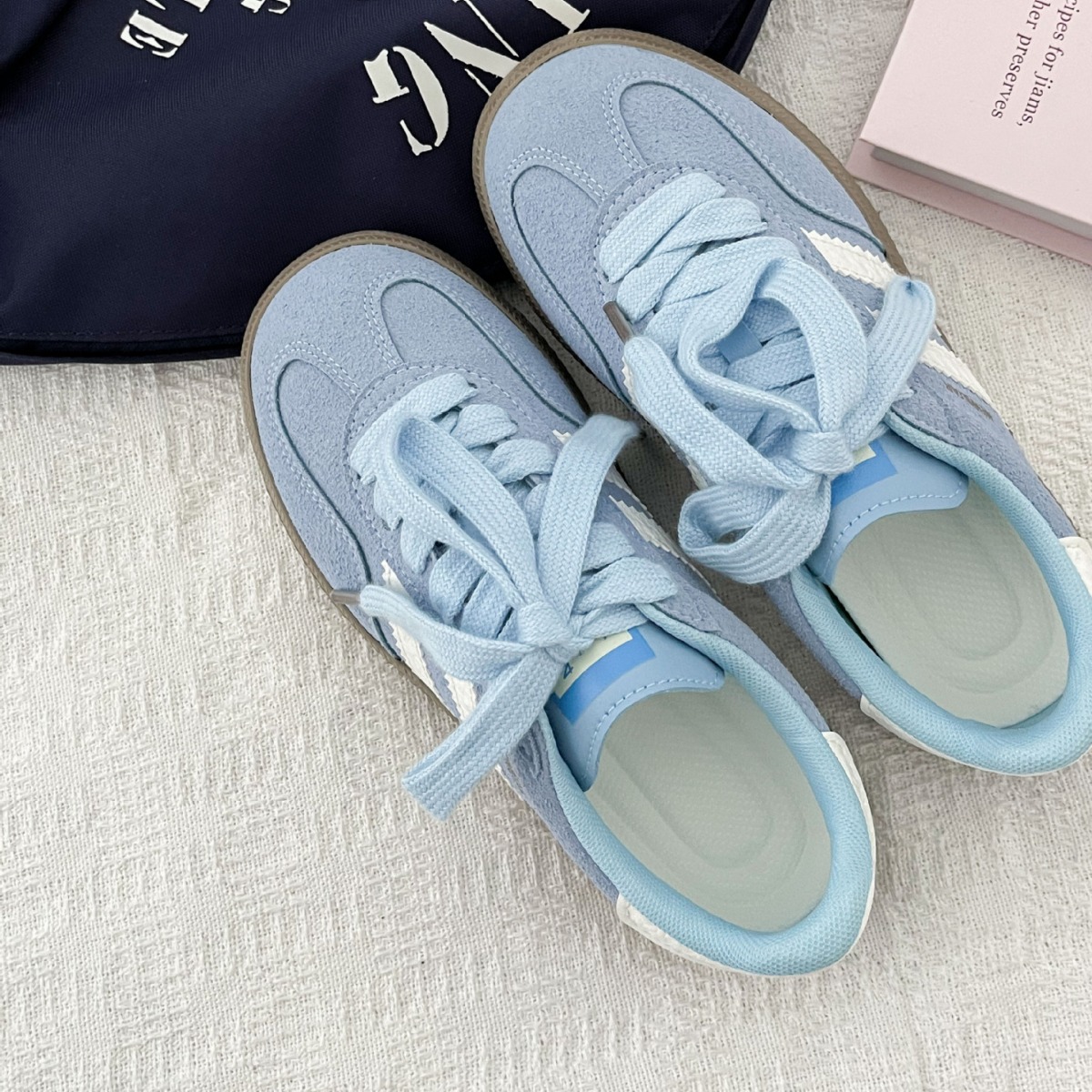 Vintage-style sneakers for wom - Embroidery White recensione e prezzo