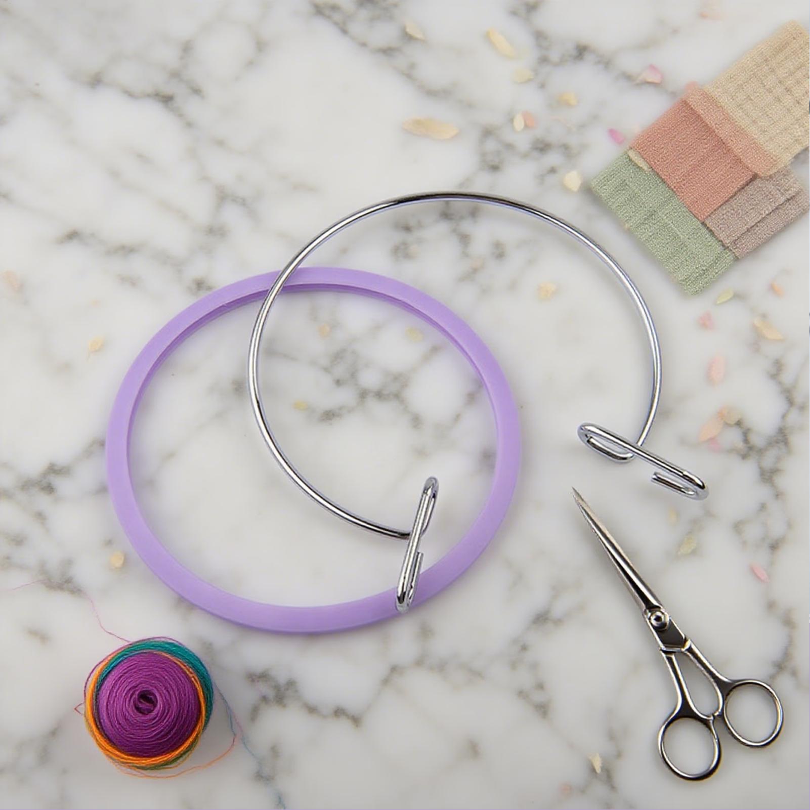 Hoop For Cross Stitching Metal - Embroidery In The Piece recensione e prezzo
