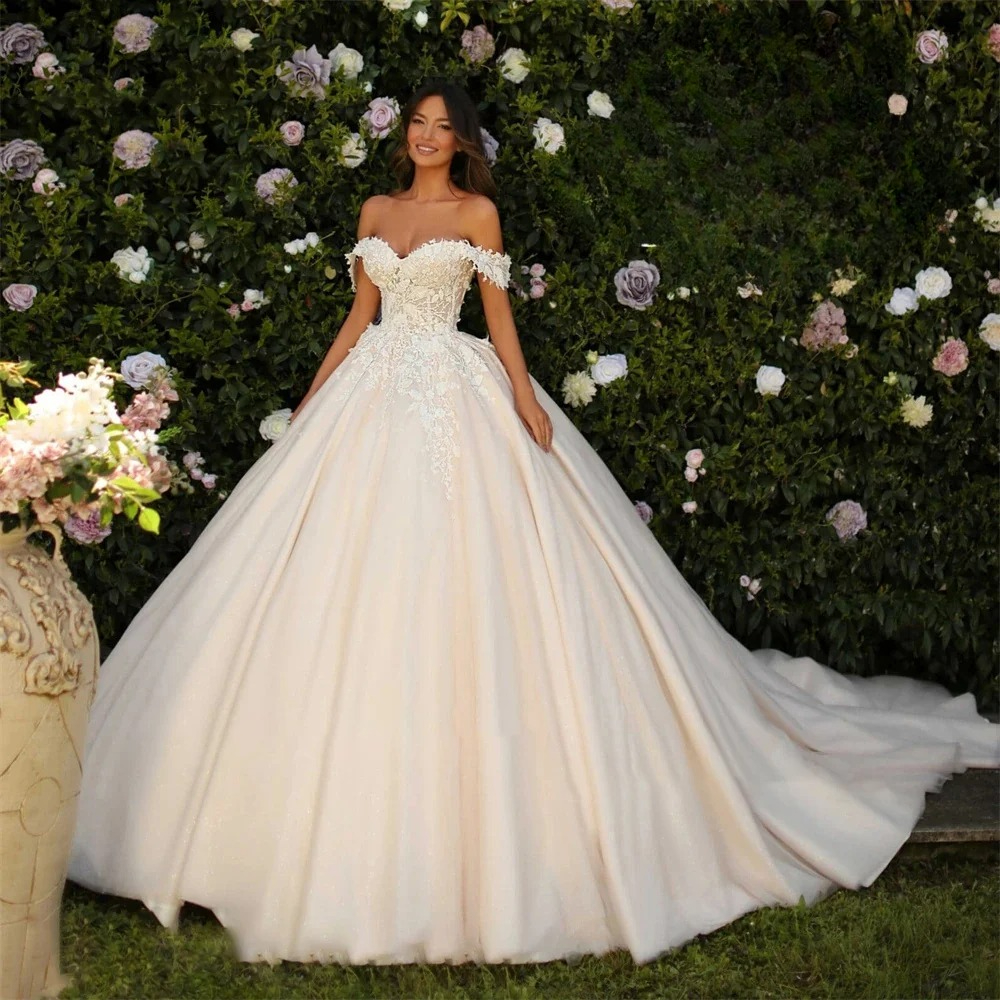 Customized Off Shoulder Beaded - Embroidery Online Design recensione e prezzo
