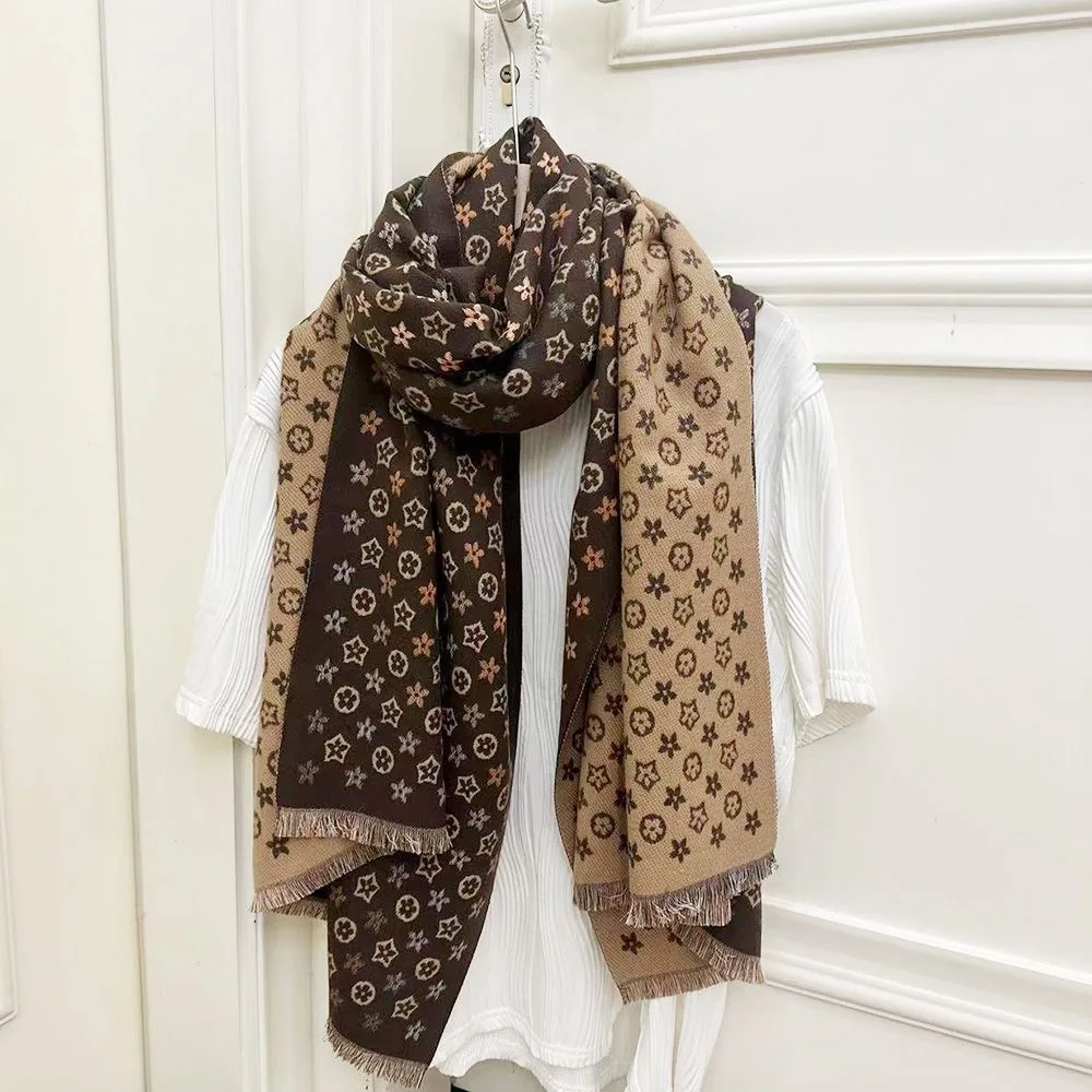 2025 New Scarf Women High-end  - Embroidery Pashmina recensione e prezzo
