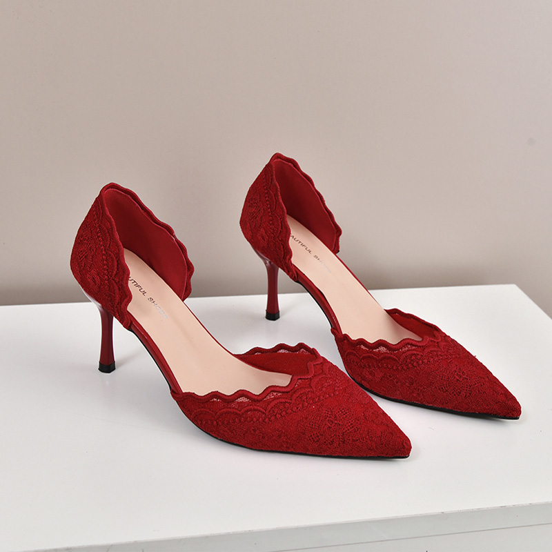 Luxury Red White Lace Embroide - Embroidery In The Piece recensione e prezzo