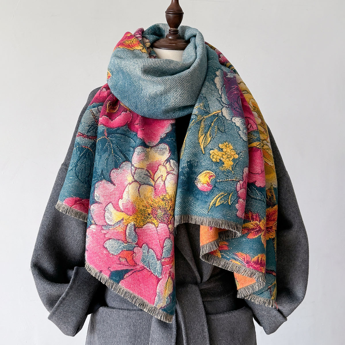 Warm Cashmere Scarf Women Shaw - Embroidery Pashmina recensione e prezzo