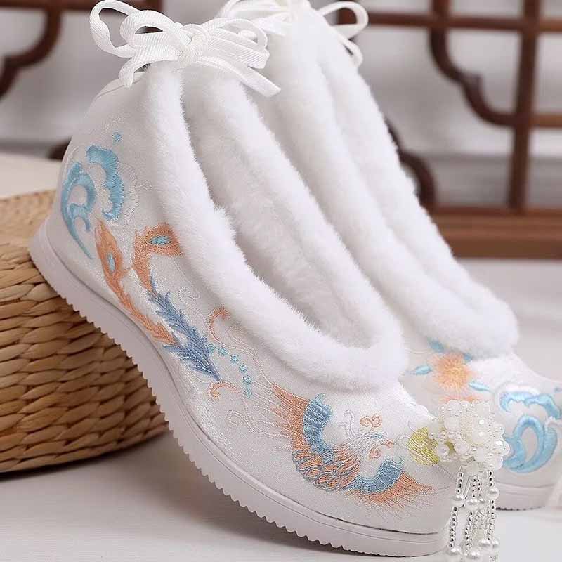Winter Hanfu Shoes Women Chine - Embroidery White recensione e prezzo