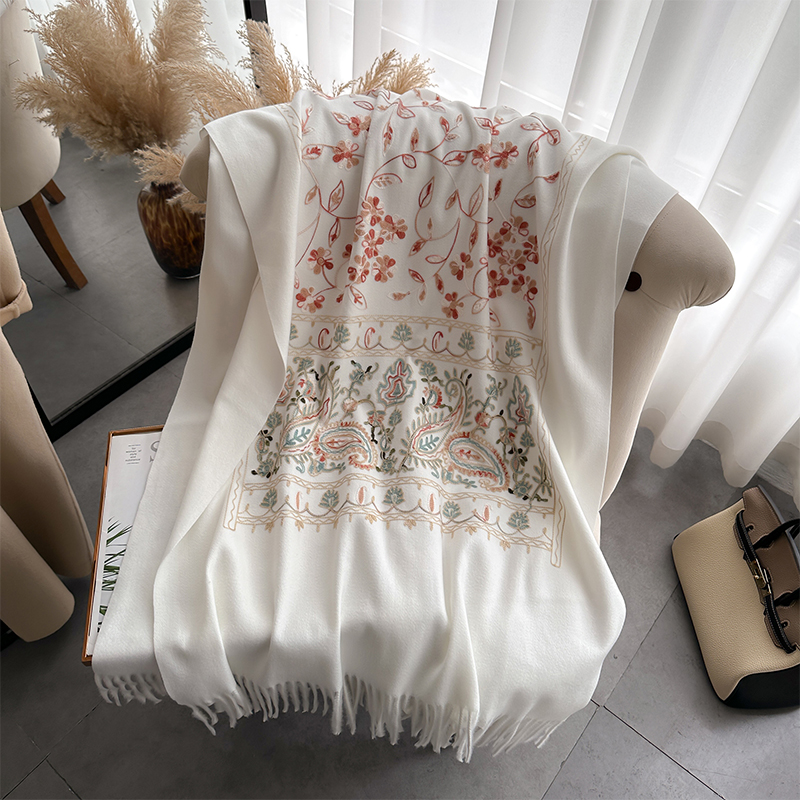 New Luxury Design Winter Embro - Embroidery Pashmina recensione e prezzo