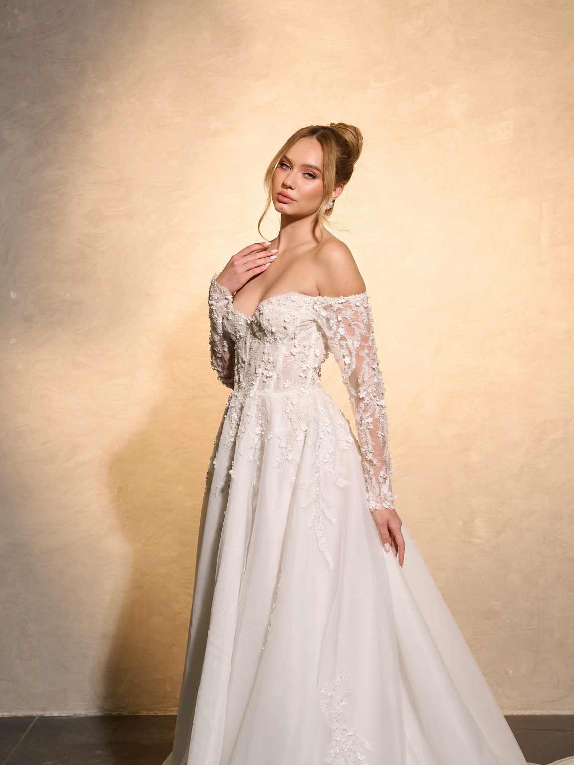 Elegant Wedding Dress A-Line L - Embroidery Online Design recensione e prezzo