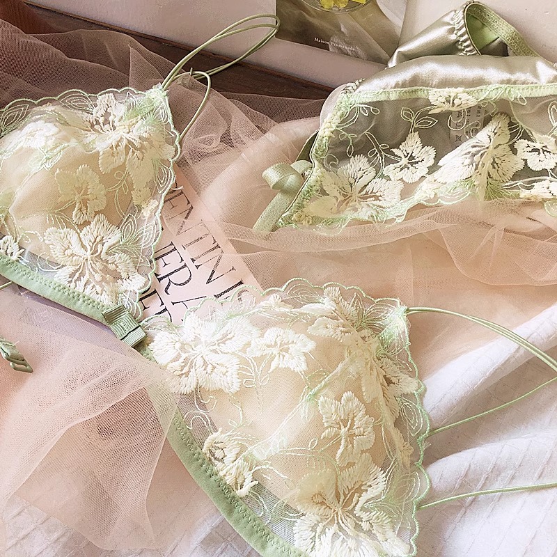 French Niche Lingerie Set Embr - Embroidery Australia recensione e prezzo