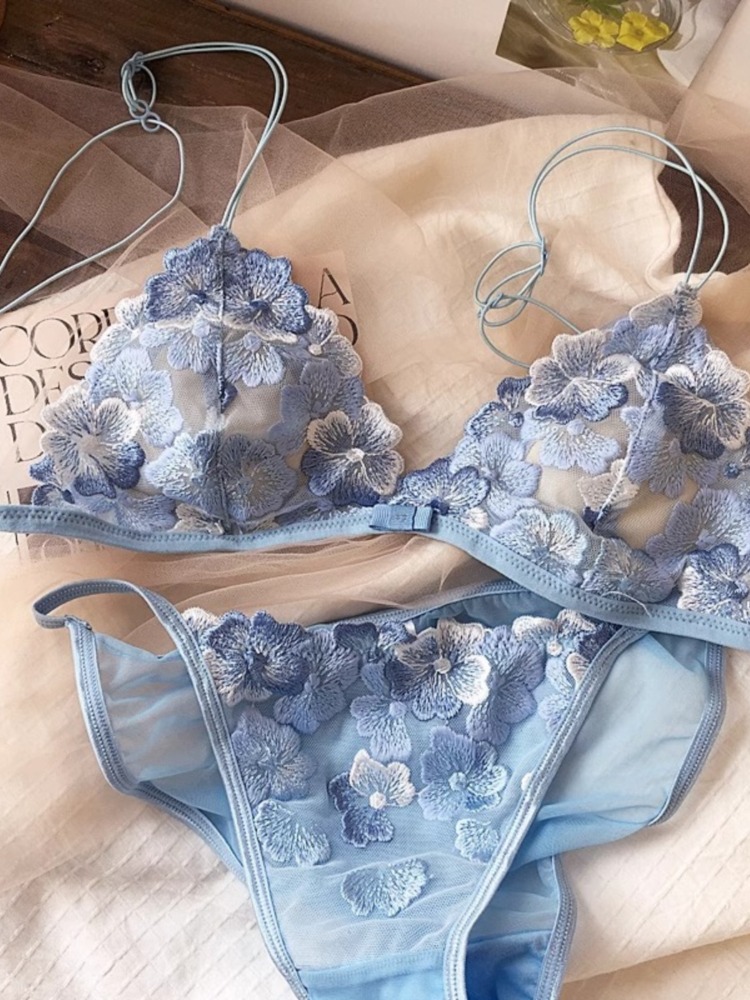 French Niche Lingerie Set Embr - Embroidery Australia recensione e prezzo