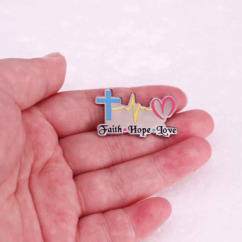 Faith Hope Love Badge Religiou - Embroidery Jesus recensione e prezzo