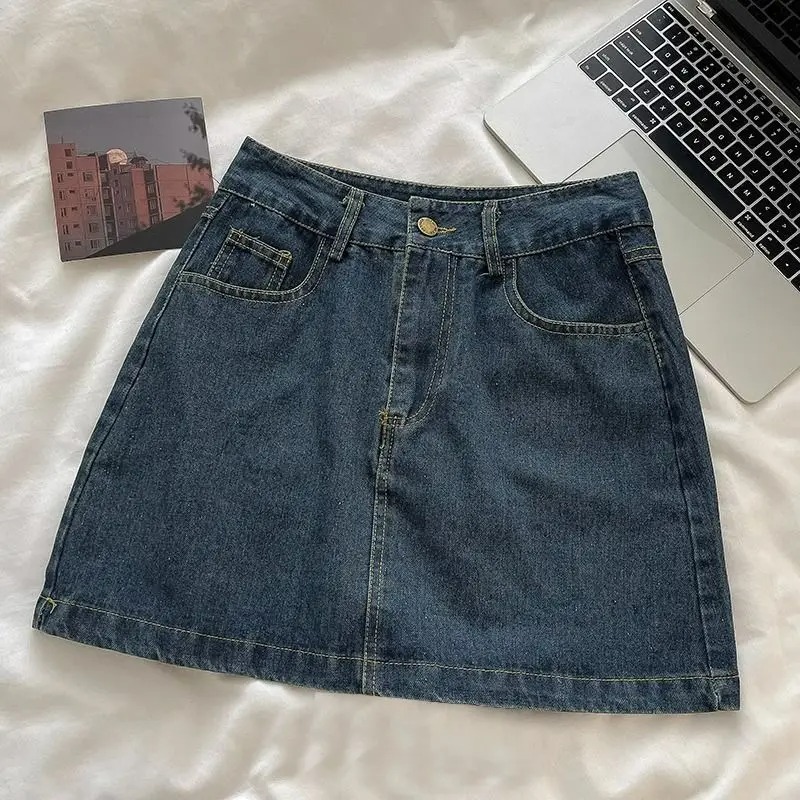 Y2K Denim Skirt Set: Vintage J - Embroidery Set recensione e prezzo