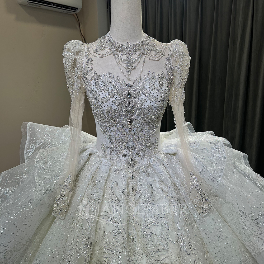 High Neck Chic Wedding Dress C - Embroidery Organza recensione e prezzo