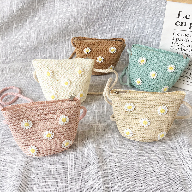 Summer Children's Straw Woven  - Embroidery Wallet recensione e prezzo