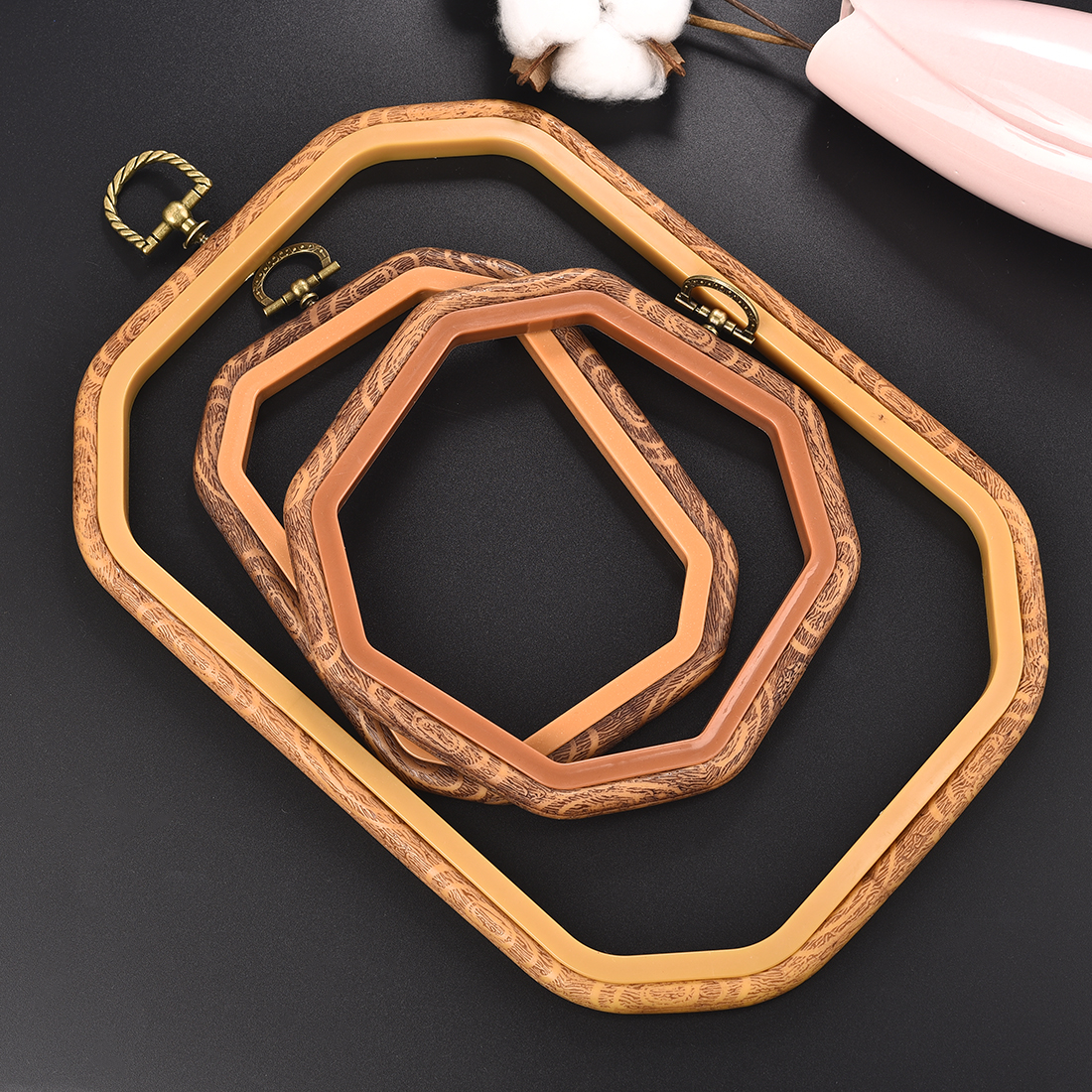 Imitated Wood Round,Oval Diffe - Embroidery Hoop Stand recensione e prezzo