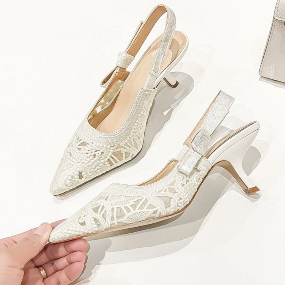 Genuine Leather High Heel Sand - Embroidery White recensione e prezzo