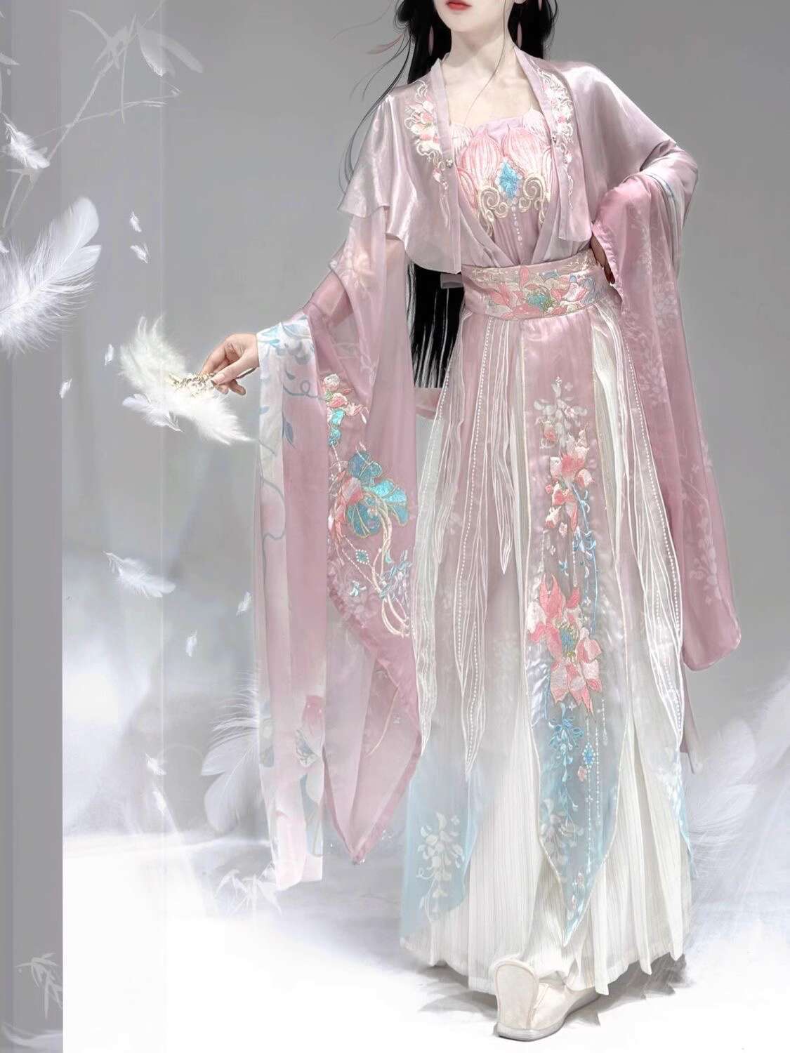 New Hanfu Wei Jinfeng Heavy In - Embroidery In The Piece recensione e prezzo
