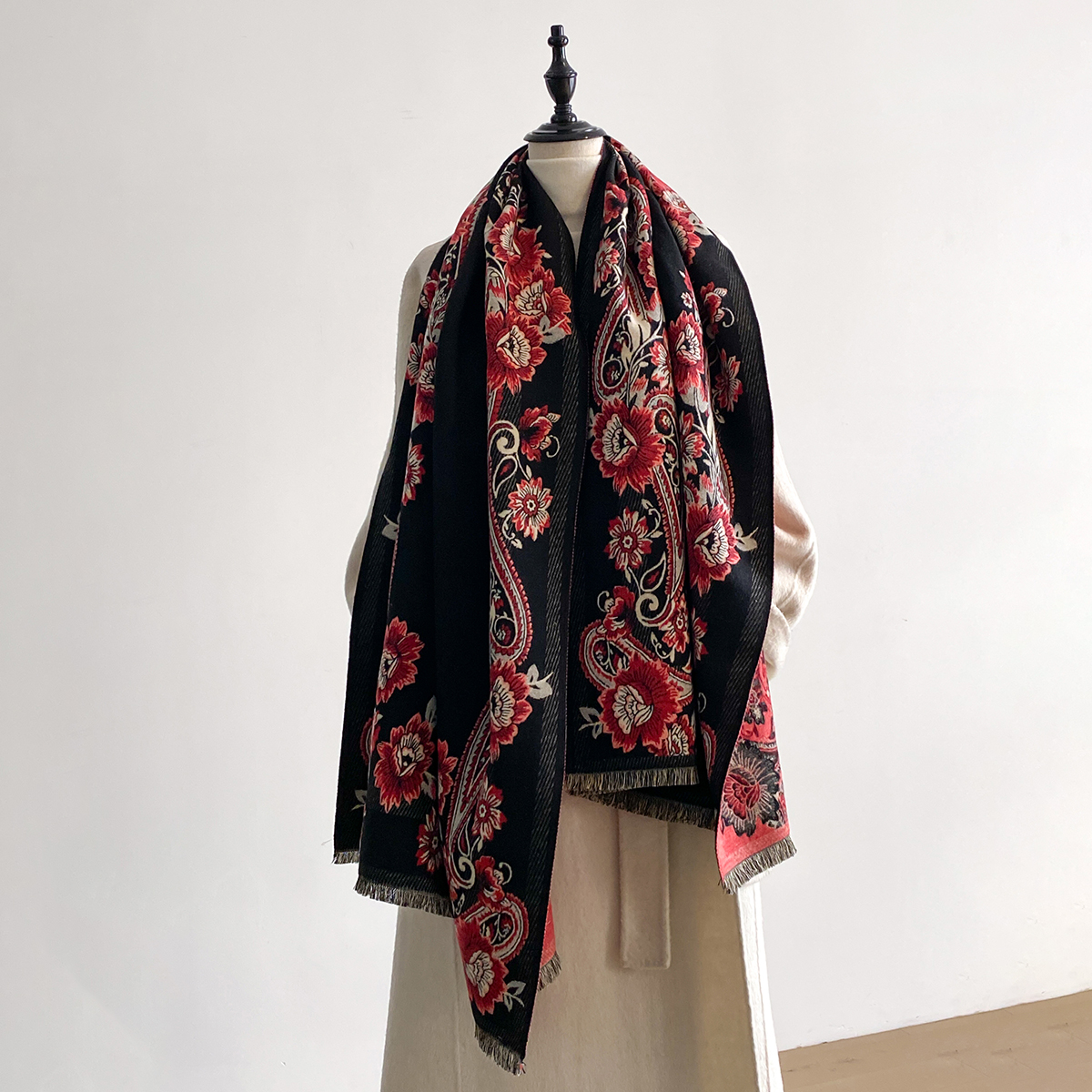 2025 Winter Luxury Imitation C - Embroidery Pashmina recensione e prezzo